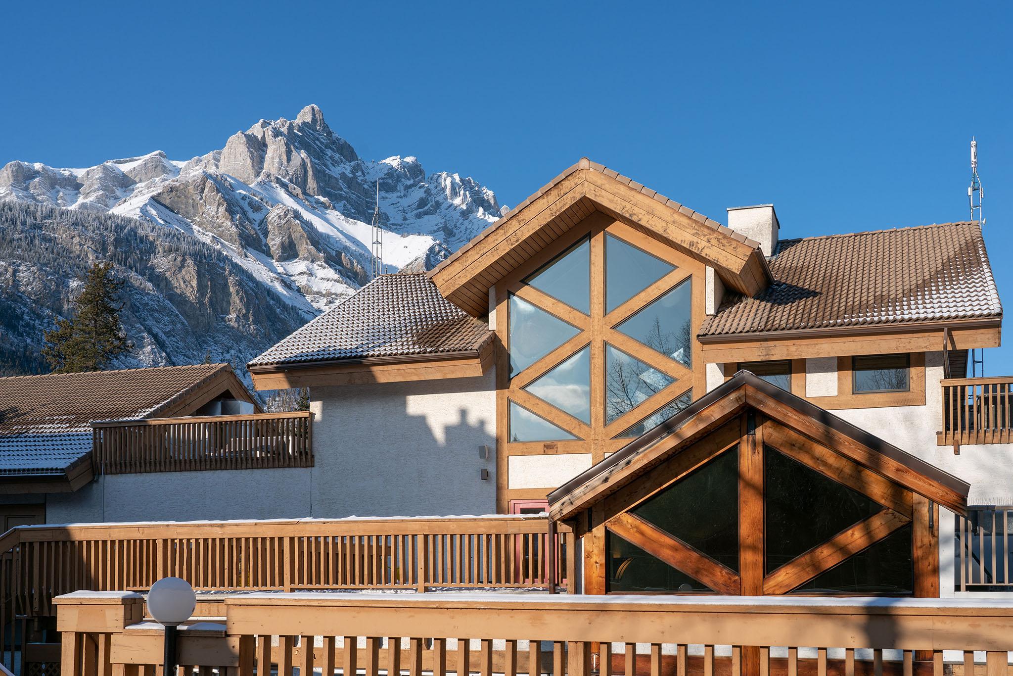 Hotel Rocky Mountain 3*