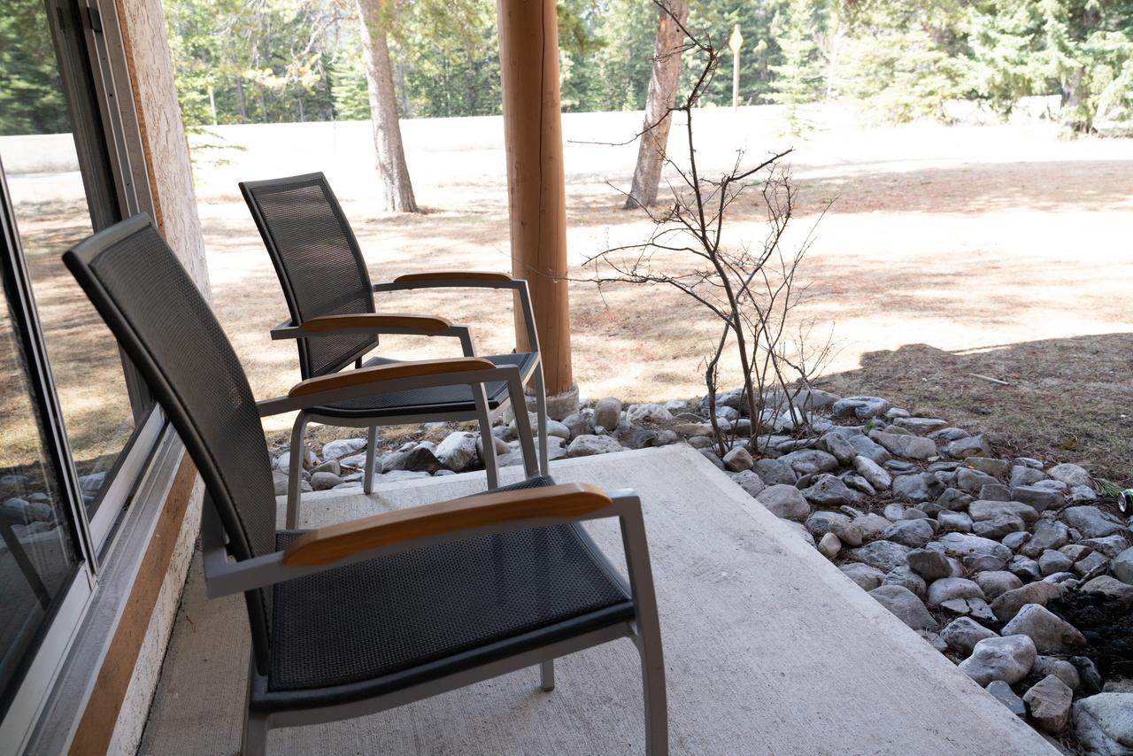 Rocky Mountain Hotel 3*