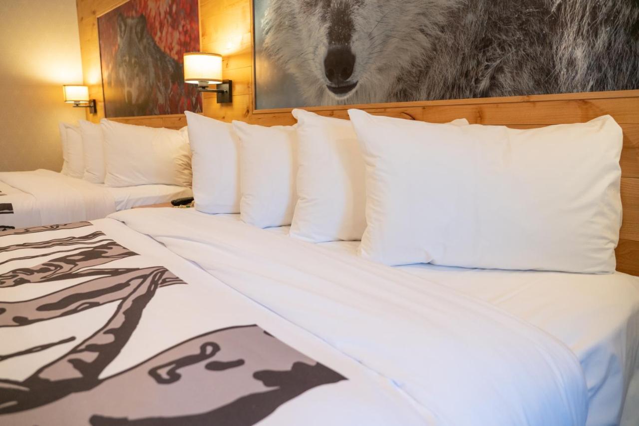 Hotel Rocky Mountain 3*